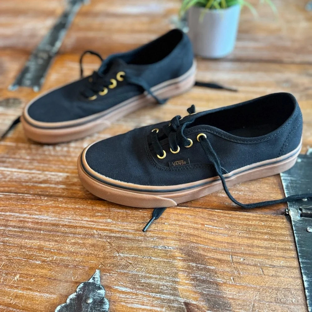 Authentic Vans - Picture 3 of 9